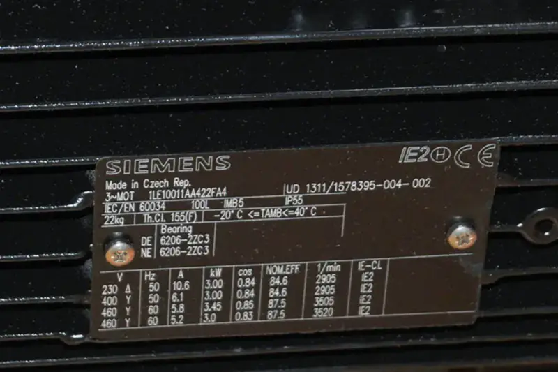 Siemens 1LE10011AA422FA4