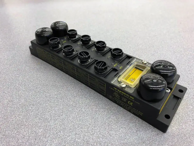 Turck FDNP-S0404G-TT