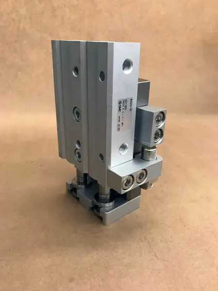 SMC MXQ25-40