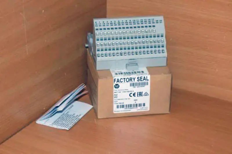 Allen-Bradley 1794-TB32S