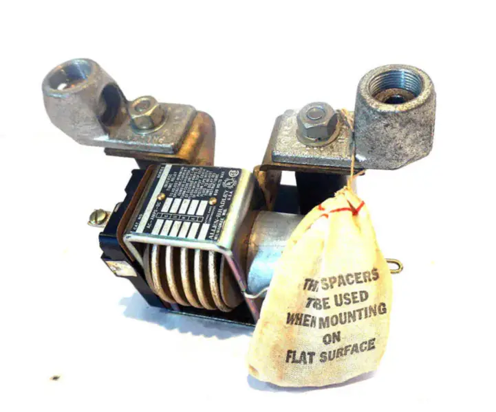 Allen-Bradley 810-A26A