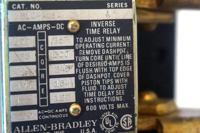 Allen-Bradley 810-A26A