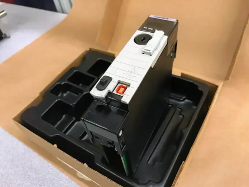 Allen-Bradley 1756L75