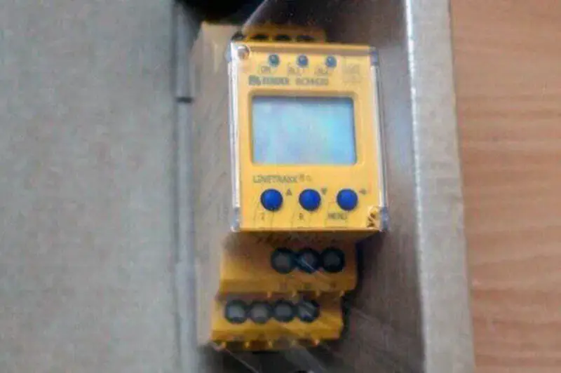 BENDER RCM420-D-2