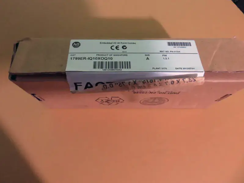 Allen-Bradley 1799ER-IQ10XOQ10
