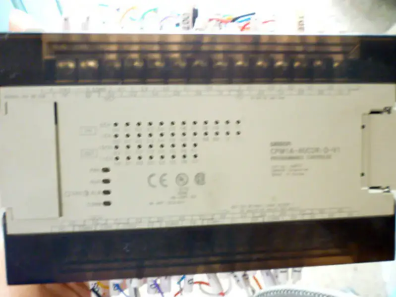 OMRON PLC CPM1A-40CDR-D-V1