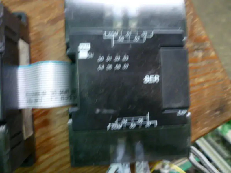 OMRON PLC CP1W-8ET