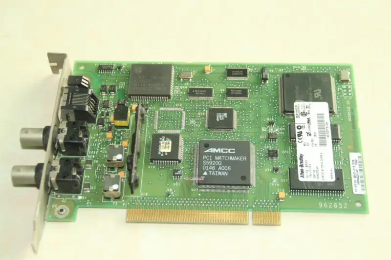 Síťová komunikační karta Allen Bradley 1784-PCICS