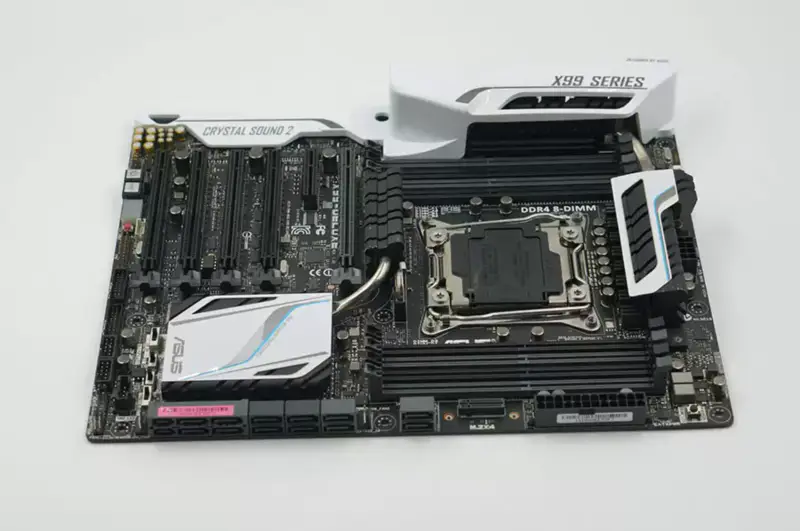 Základní deska Asus X99-DELUXE
