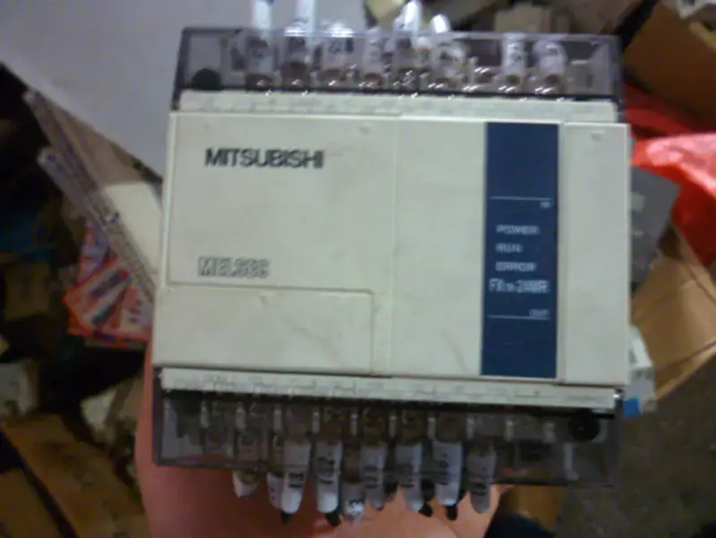 Mitsubishi PLC FX1N-24MR-D
