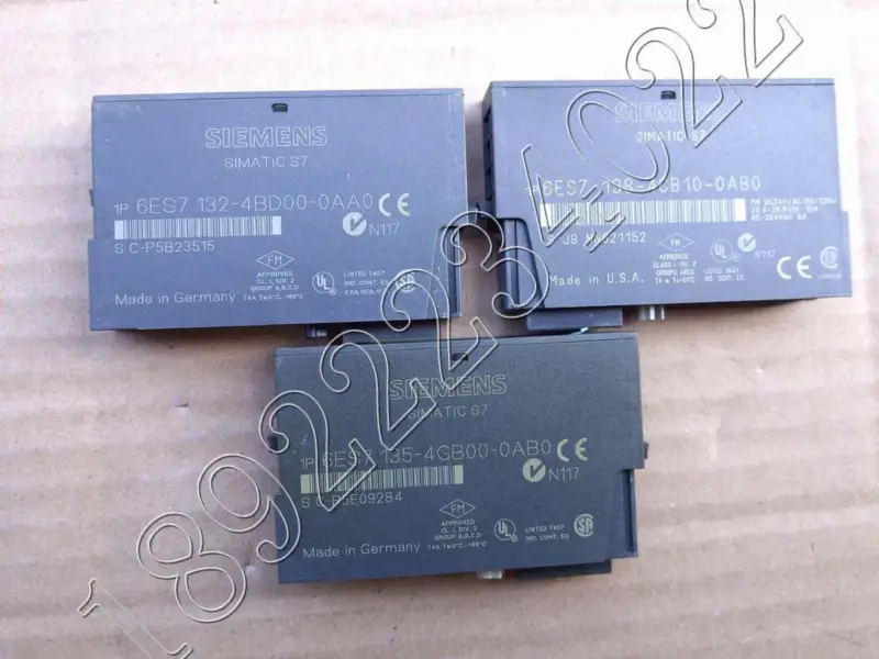 SIEMENS 6ES7 132-4BD00-0AA0 138-4CB10-0AB0
