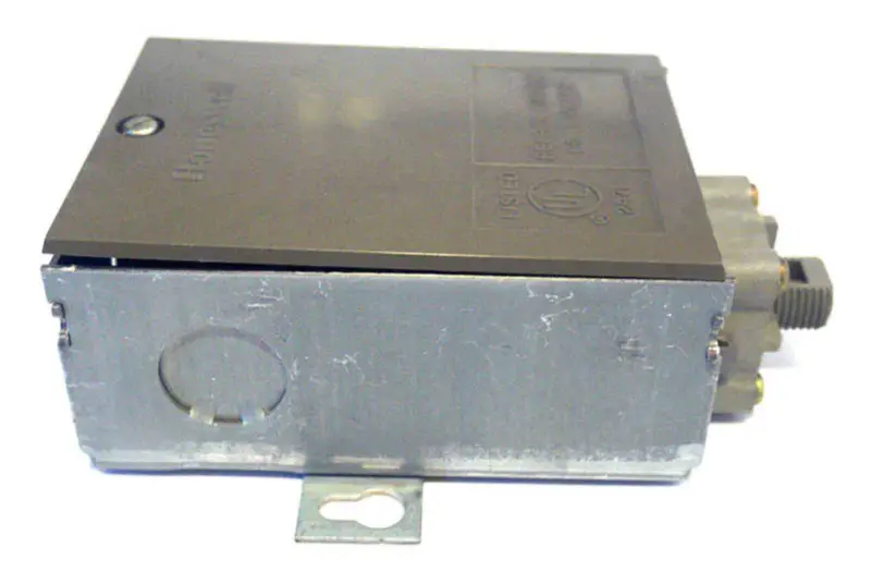 HONEYWELL P658A-1021