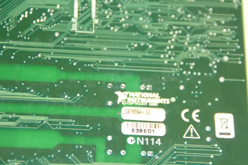 NATIONAL INSTRUMENTS RS-232/485 191868A-02 Průmyslová základní deska
