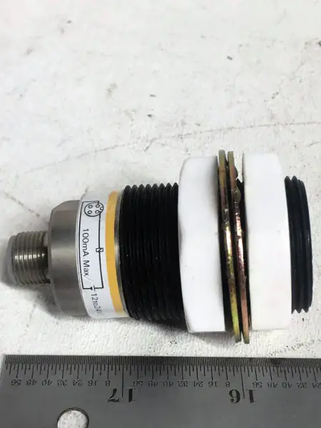 OMRON E2FQ-X10D2-6T