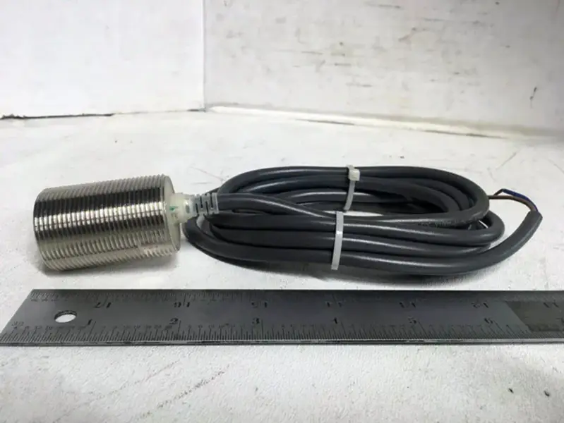 OMRON E2E-X10D1-N