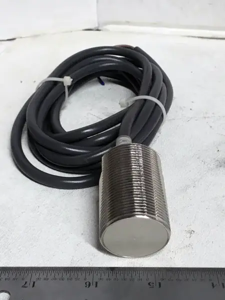 OMRON E2E-X10D1-N