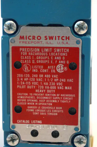 MIKROSPÍNAČ 5ML1-E1