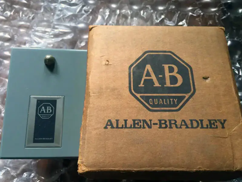 Allen-Bradley 830-B5210