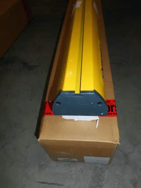 Contrinex YXC-1060-M11
