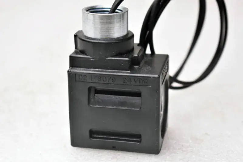 Vickers 02-178079