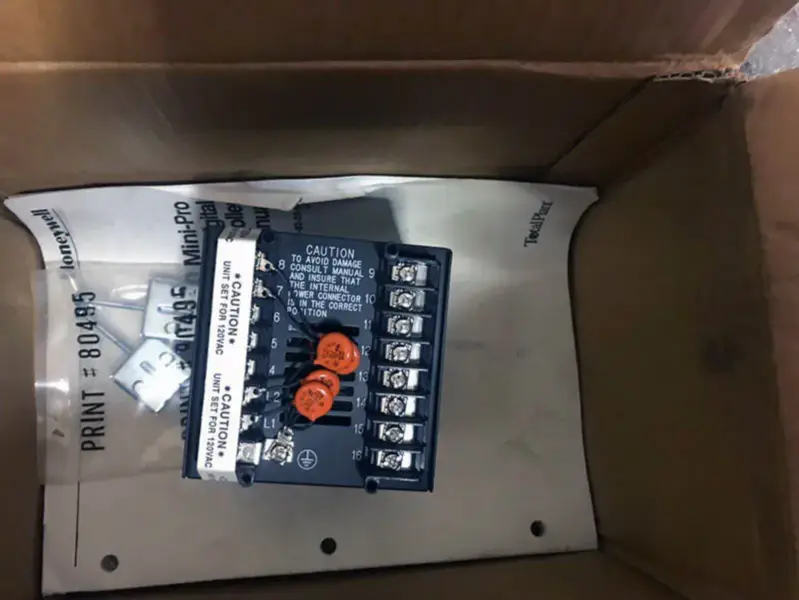 HONEYWELL DC200C-2-00F-100000-0