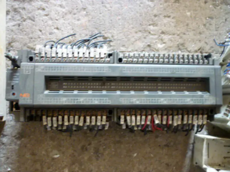 FUJI PLC NB2W90R-11