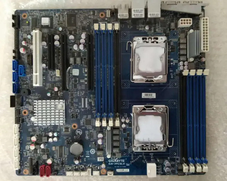 Gigabyte GA-7PCSLX Serverová základní deska LGA1366 E5-2400 v1v2