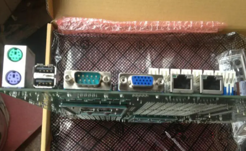 Základní deska Asus KFN4-D16/SAS