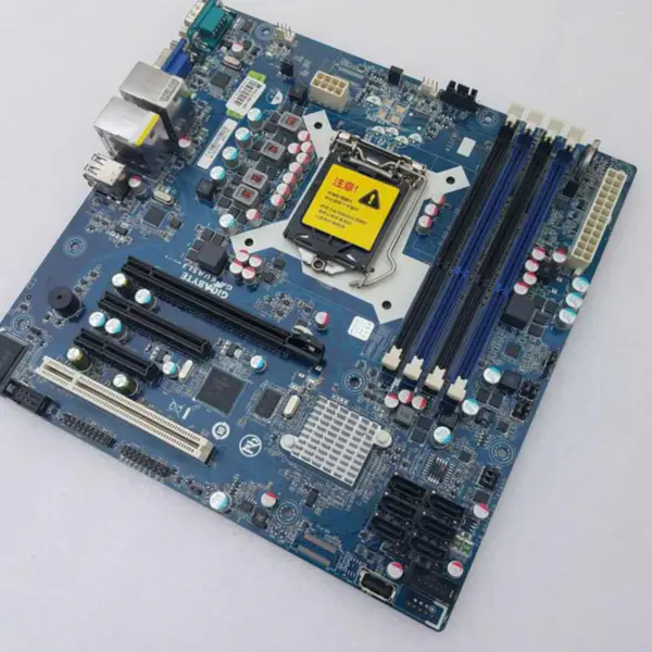 Serverová základní deska Gagibyte GA-6UASL3