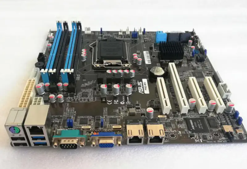 Základní deska pro servery Asus P9D-MV pro socket 1150