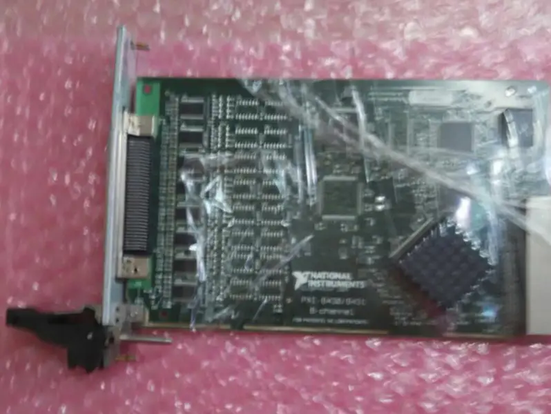 NI PXI-8430 2/4/8/16 Sériová karta RS232 pro vysokorychlostní komunikaci