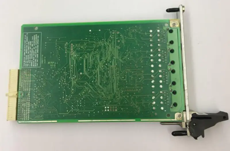 NI PXI-8430 2/4/8/16 Sériová karta RS232 pro vysokorychlostní komunikaci