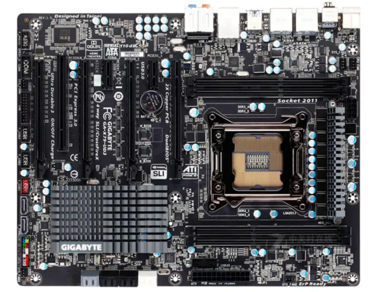 Základní deska GIGABYTE GA-X79-UD3 LGA 2011 DDR3