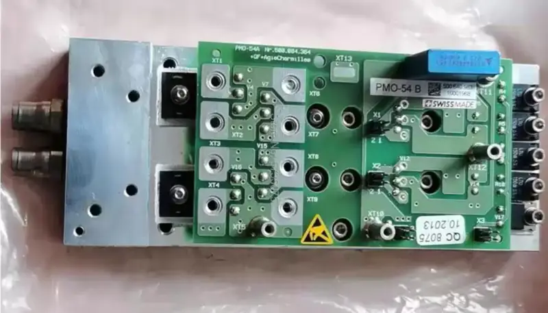 Charmilles PMO-54 /PMO-54 B /PMO-54 C pro elektroerozivní obrábění charmilles