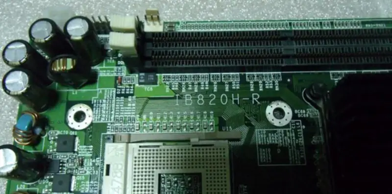 Základní deska ibase IB820H-R