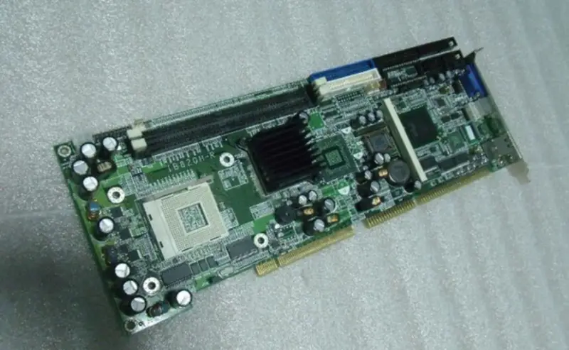 Základní deska ibase IB820H-R