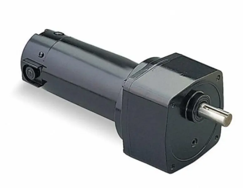 DAYTON 6ML53 stejnosměrný převodový motor 90V DC 83 ot/min Jmenovité otáčky 155 in-lb Max. Krouticí moment CW/CCW Všechny úhly