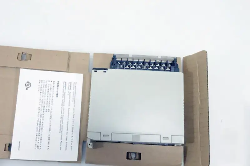 C200H-ID212 PLC