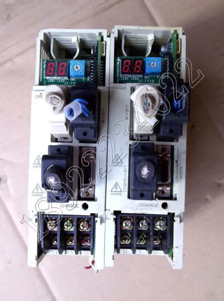 Ovladač MITSUBISHI MR-J2S-20B 200W