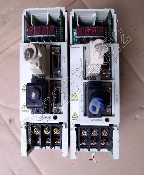 Ovladač MITSUBISHI MR-J2-10A 100W