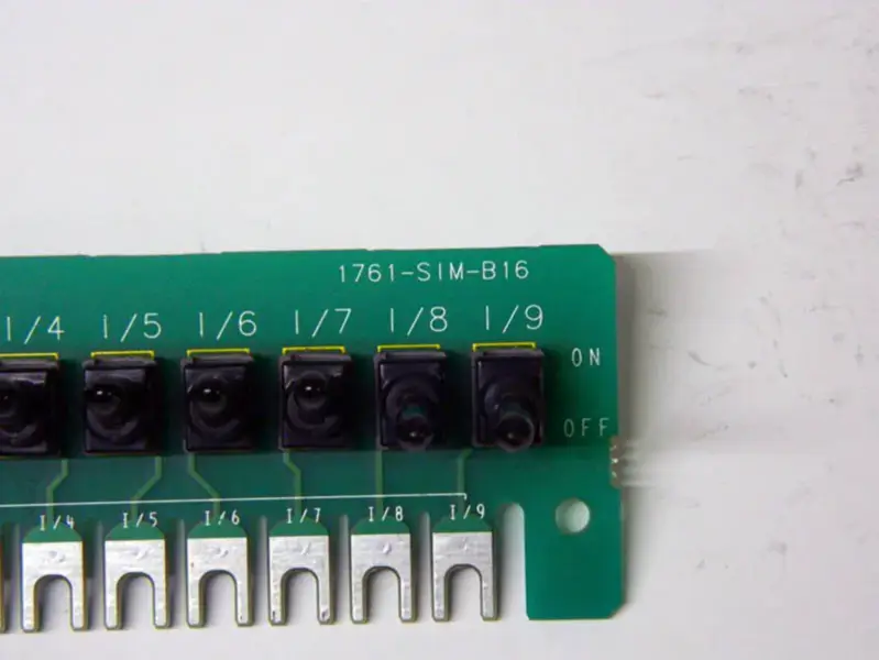 Allen-Bradley 1761-SIM-B16
