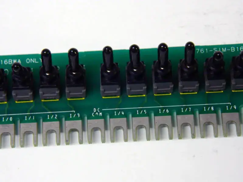 Allen-Bradley 1761-SIM-B16