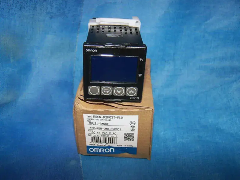 Omron E5CN-R2H03T-FLK