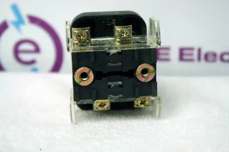 Allen-Bradley 800T-FXA4