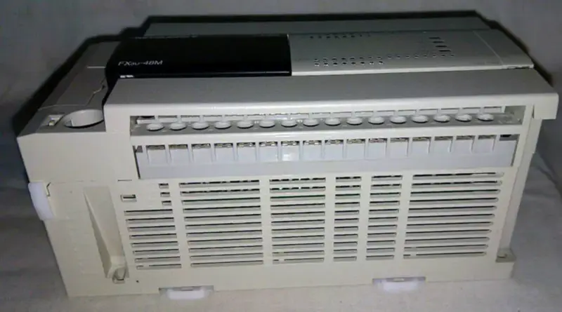 Mitsubishi FX3U-48MT/ESS