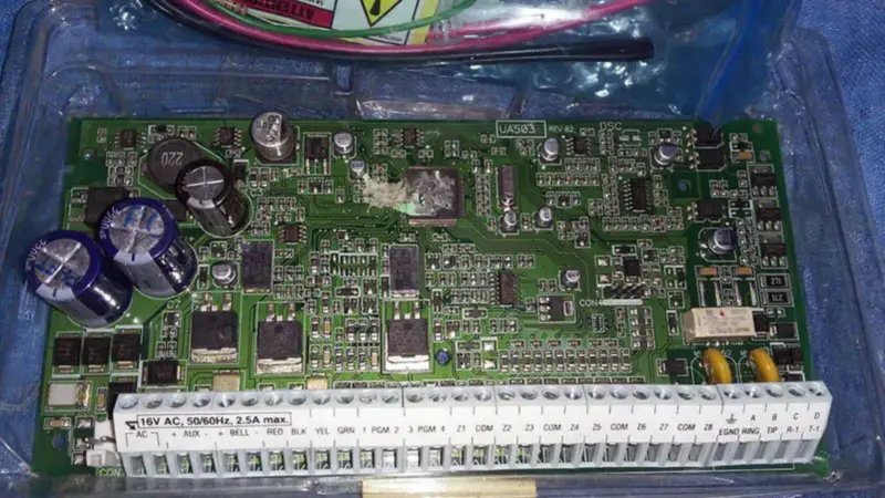 DCS PC1864