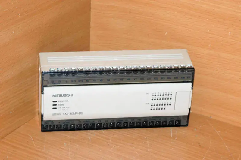 Mitsubishi FXo-30MR-ES