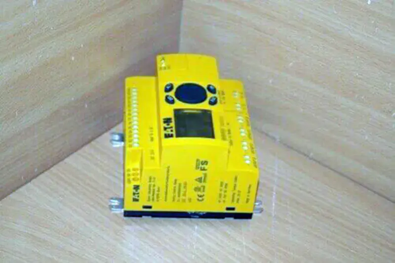 Eaton ES4P-221-DRXD1
