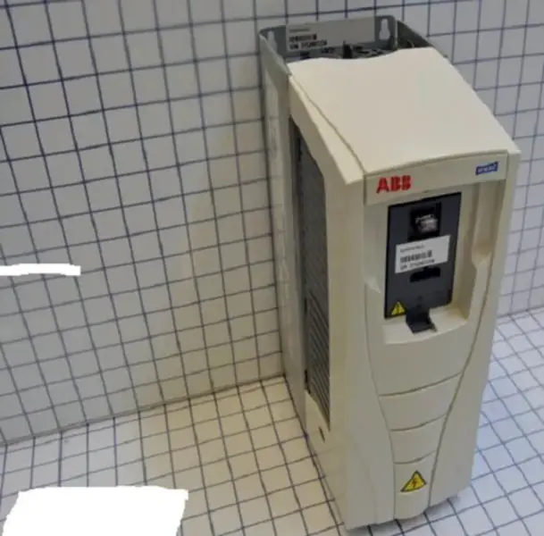 ABB ACH550-UH-03A3-4