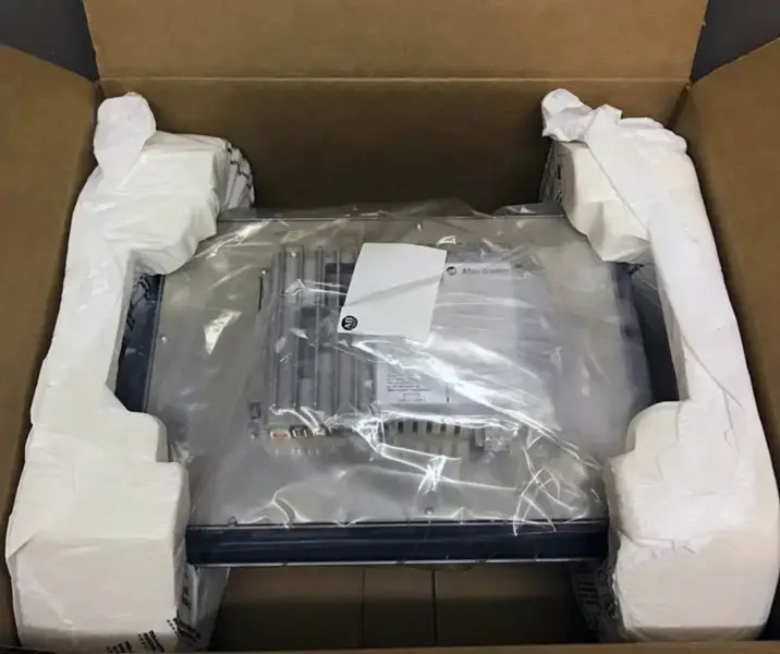 Allen-Bradley 2711P-T12W22A9P